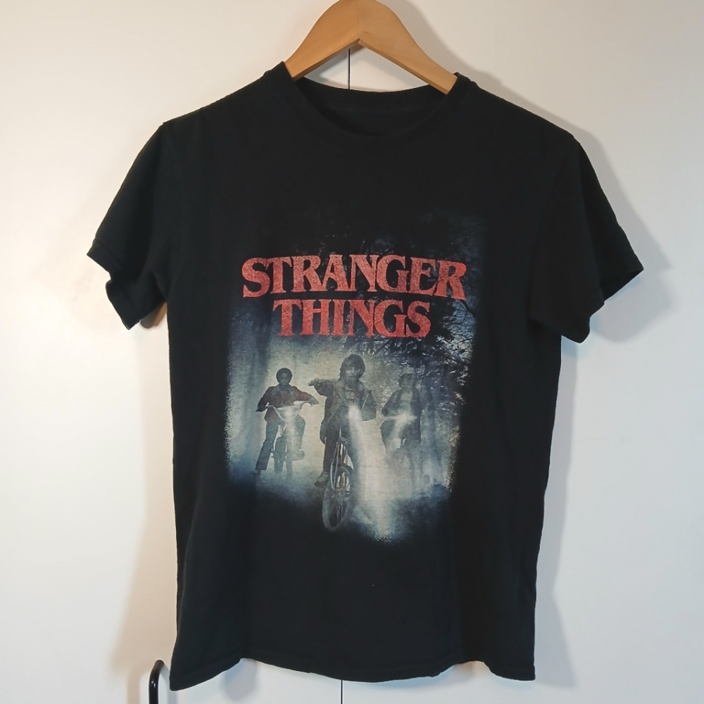 Stranger Things Graphic Tee | Black | Youth L / Women’s XS-S